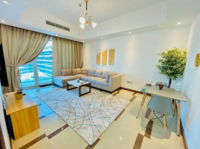 Newly Furnished 1 BR Full Apt